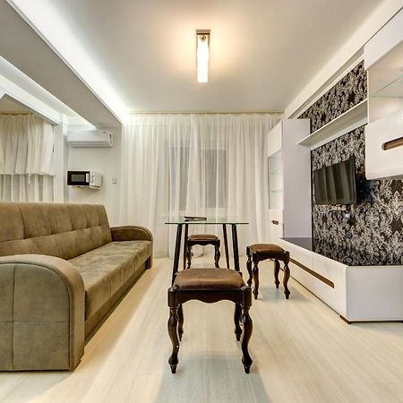 Шикарная 2К Квартира Большая Васильковская 145, Оушен Плаза Kiew Exterior foto